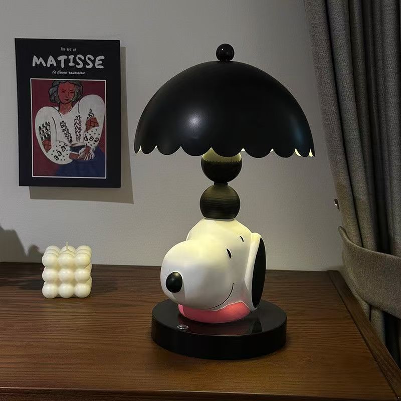 Snoopy Umbrella Design Table Lamp