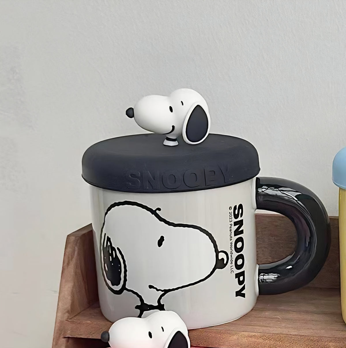 Snoopy Ceramic Mug with 3D Figurine Lid