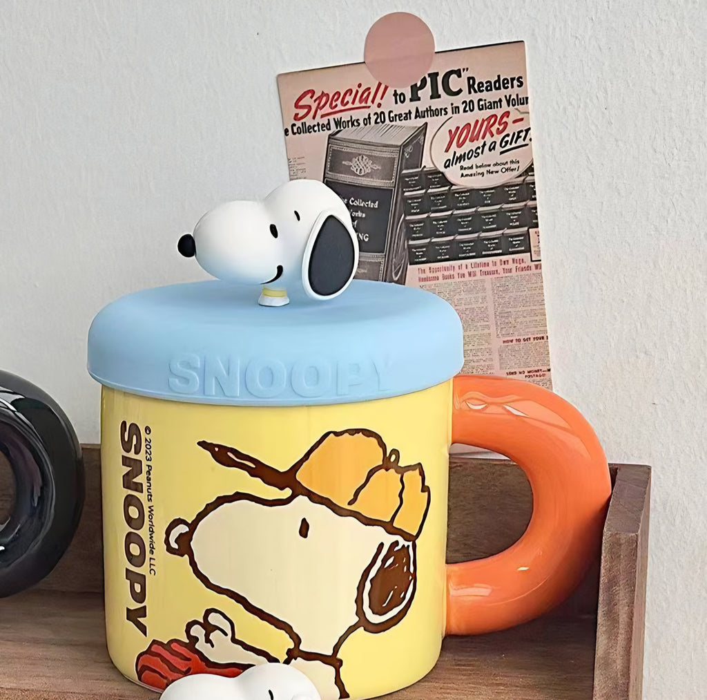 Snoopy Ceramic Mug with 3D Figurine Lid