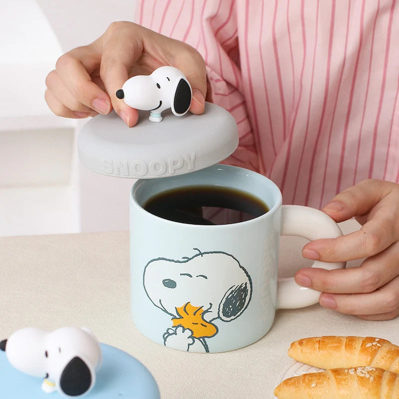 Snoopy Ceramic Mug with 3D Figurine Lid